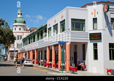 Napier, Neuseeland. Straßenszene, Art-Deco-Architektur. Stockfoto