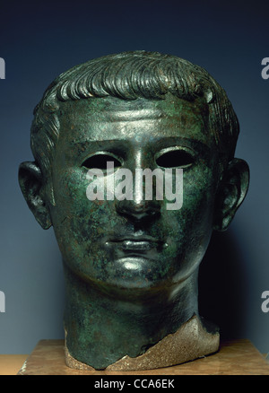 Tiberius (42 v. Chr. - 37 n. Chr.). Römischer Kaiser. Büste. Bronze. In Tiermes (Spanien) gefunden. Nationales Archäologisches Museum. Madrid. Spanien. Stockfoto