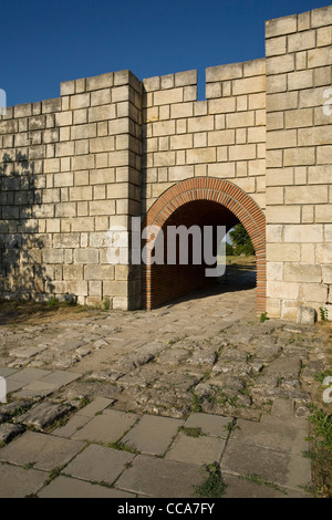 Die Festung Tor in Pliska, alte bulgarische Hauptstadt, Hochburg, Balkan, Osteuropa Stockfoto