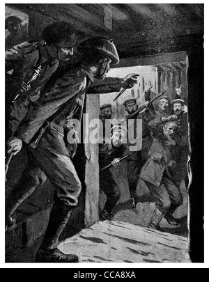 1916 Graben gegraben deutsche Kapitulation mit Handgranaten Granate enge Quartal bekämpfen Angst Kammer unterirdischen entrümpelt Stockfoto