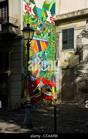 Wandgemälde für ein Haus in der alten Stadt Funchal Madeira Portugal EU Europa Stockfoto