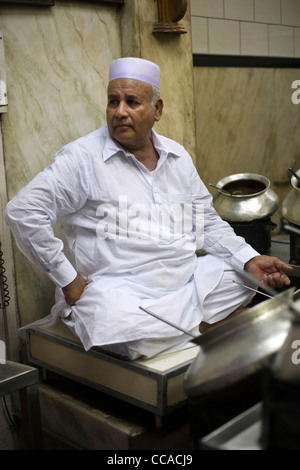 Salahuddin, einer der Direktoren bei Karims Restaurant Delhi, India Stockfoto