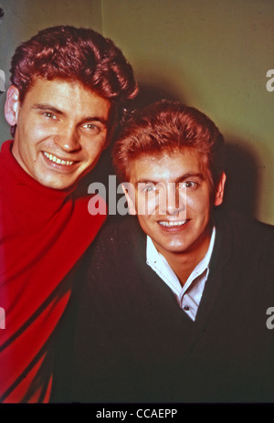EVERLY BROTHERS uns pop-Duo mit Phil auf der linken Seite und Don Stockfoto