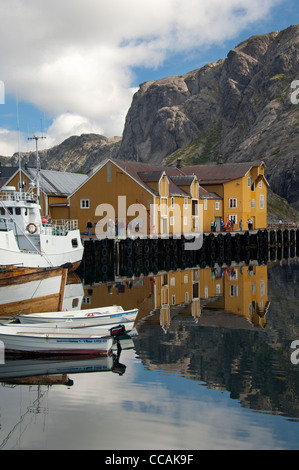 Norwegen, Nordland, Lofoten Inseln, Norwegen nusfjord. Die älteste und beste Fischerdorf bewahrt. Stockfoto