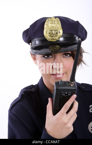 Eine junge Polizistin Stockfoto