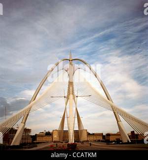 Moderne Architektur der Seri Wawasan Brücke in Putrajaya in der Nähe von Kuala Lumpur in Malaysia in Fernost Südostasien. Design schöne Kunst Reisen Stockfoto