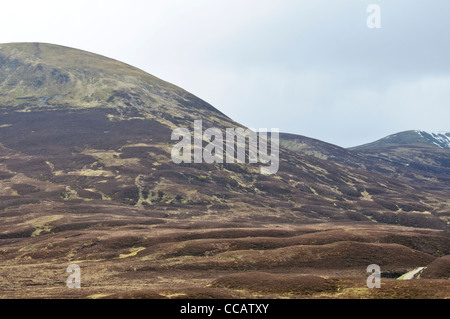 Pass von Drumochter, Straßen- und Rail Pass 452m (1480 Ft), verschneiten im Winter, in der Nähe von Pitlochry, Schottisches Hochland, Grenzen, Schottland Stockfoto