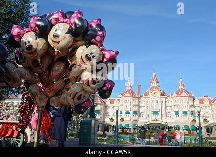 Eingang des Disneyland Park in der Nähe von Paris, Frankreich. Stockfoto