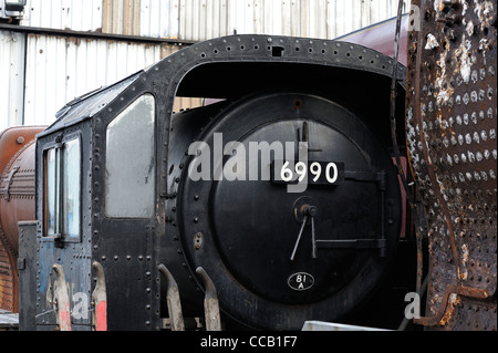 6990 Witherslack Halle wartet auf Restaurierung auf Schuppen an der großen zentralen Bahnhof Loughborough England uk Stockfoto