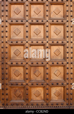 Die hinteren Holztür zum Dom, Siena. Italien. Stockfoto