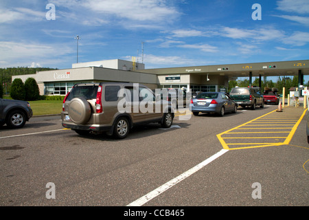 Der Grenzübergang aus Minnesota, USA in Ontario, Kanada. Stockfoto