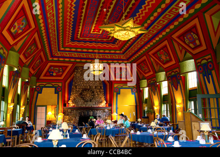 Die Naniboujou Lodge und Restaurant befindet sich am nördlichen Ufer des Lake Superior in Cook County, Minnesota, USA. Stockfoto