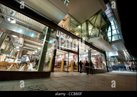 Der High Street Kleidung Shop, Urban Outfitters, befindet sich an der Market Street im Stadtzentrum von Manchester, UK (nur zur redaktionellen Verwendung). Stockfoto