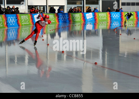 Mens 1500m Eisschnelllauf bei den ersten Olympischen Jugend - Innsbruck Stockfoto