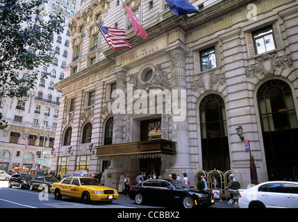 Peninsula Hotel Fifth Avenue New York City USA Gebäudehülle Stockfoto