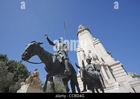 Statuen von Don Quijote und Sancho Panza, Denkmal nach Miguel de Cervantes, Plaza de España, Madrid, Spanien Stockfoto