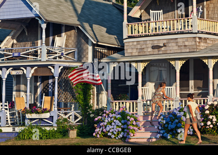 Lebkuchen-Häuschen-Oak Bluffs Marthas Vineyard Cape Cod Massachusetts, USA Stockfoto