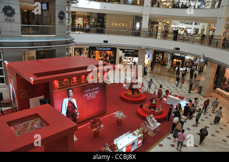 Estée Lauder stehen in Suria KLCC Einkaufszentrum Kuala Lumpur Malaysia Stockfoto