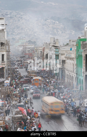 John Mcaslan + Partner sind stolz darauf, ein Teil des Abschlusses der historischen Eisenmarkt In Port-Au-Prince der Eisenmarkt Stockfoto