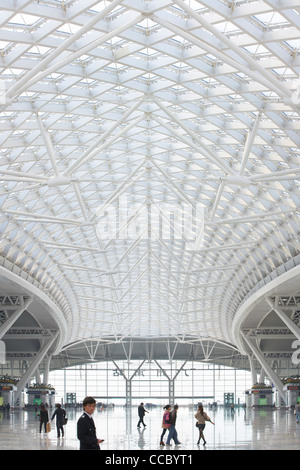 Das Herzstück der Perlfluss-Delta-Region liegt, neuen Guangzhou Bahnhof zwischen den Städten Guangzhou und Foshan. Stockfoto