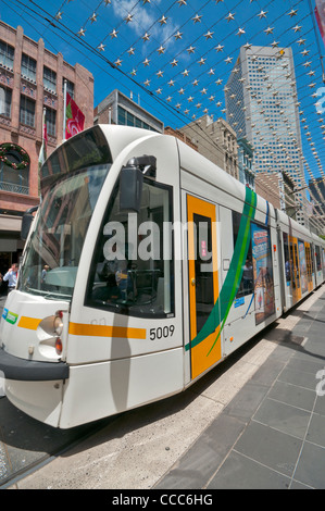 Straßenbahn auf Bourke Street Melbourne Victoria Australien Stockfoto