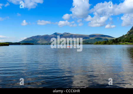 Blick über Derwent Water im Nationalpark Lake District von Cumbria, England Stockfoto