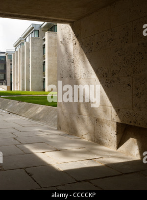 Powell und Moya'' S Blue Boar Quad in Christ Church, Oxford University, Grade Ii aufgeführten Status gewonnen hat. Erbe-Minister Andrew Stockfoto
