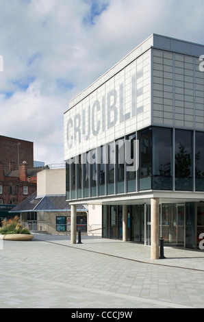 Crucible Theatre 1971 eröffnet und wird als eines der bedeutendsten Theater der Generation aufgeführt. Es umfasst eine 400 Stockfoto