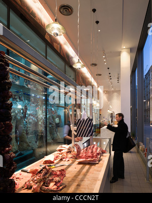 BARBECOA JAMIE OLIVER UND ADAM PERRY LANG RESTAURANT, LONDON, VEREINIGTES KÖNIGREICH, 2011 Stockfoto