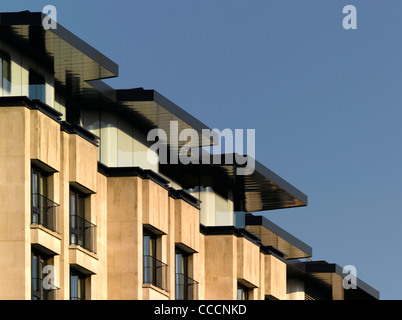 Das Spa, das die gesamte zehnte Etage einnimmt, ist von Eric Parry als krönender Abschluss des neu transformierten konzipiert. Stockfoto