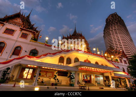 Wat Yannawa bei Dämmerung | Bangkok Stockfoto