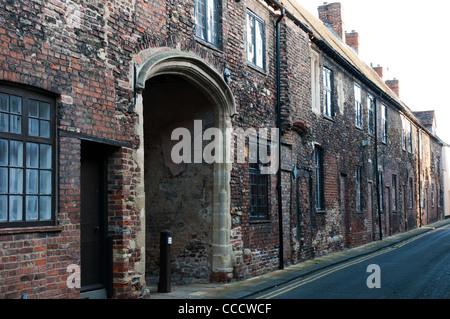 Dieser Bogen ist Bestandteil die Überreste einer kleinen Benediktiner Priory in King's Lynn, Norfolk. Stockfoto