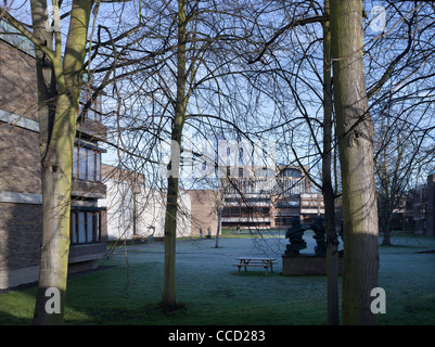 Churchill College Cambridge Sheppard Robson Cambridge 1968 Blick von der Residenz Halle Hof Stockfoto