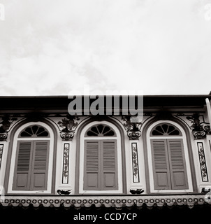 Traditionelles Gebäude Peranakan Babas Nonya Stil shophouse Architektur in Malakka Malakka in Malaysia in Fernost Südostasien. Schöne Dekoration Stockfoto