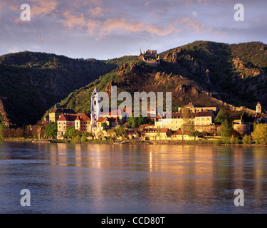 AT - Niederösterreich: Dürnstein und Donau Stockfoto