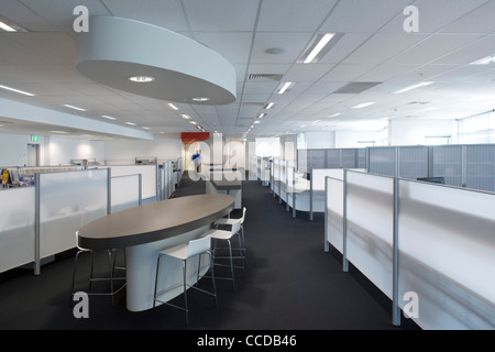 Yamaha Büro Brisbane Queensland Biscoe Wilson Architekten Marine Training Facility weiten Blick über das Büro mit Break-out Bereich Stockfoto