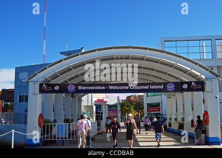 Hafeneinfahrt für Passagiere, Cozumel, Südost-Region, Mexiko, Karibik. Stockfoto