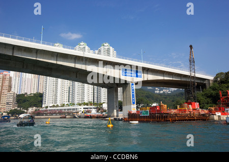 Aberdeen ap Lei Chau Hafen Brücke Hongkong Sonderverwaltungsregion Hongkong China Asien Stockfoto