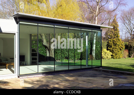 M3 Architekten. Der Limes, Nugents Park, Pinner, London, UK. Zeitgemäße Erweiterung & Haus Umbau. Stockfoto