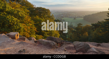 Blick Richtung Nordosten über Cheshire von Alderley Edge zu fotografieren Stockfoto