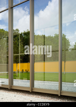 Britische Botschaft, Tony Fretton Architekten, Warschau, Polen, 2009. Stockfoto