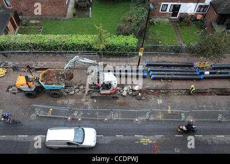 Straße arbeitet an einer Nord-London-Straße, führt zu vorübergehenden Ampeln und Lane Schließung Stockfoto