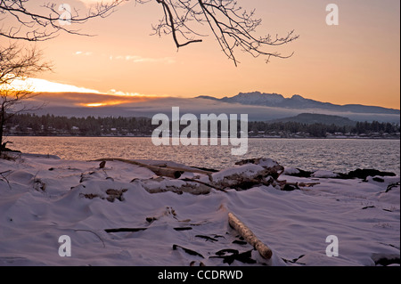 Abendsonne über Mount Arrowsmith auf Vancouver Island, British Columbia. Kanada.  SCO 7833. Stockfoto