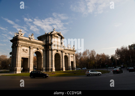 Puerta de Alcalá, Plaza De La Independencia, Madrid, Spanien. Stockfoto