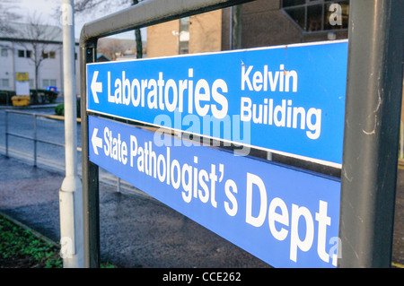 Zeichen für die Labore und Staat Pathologe Abteilung in einem Krankenhaus Stockfoto