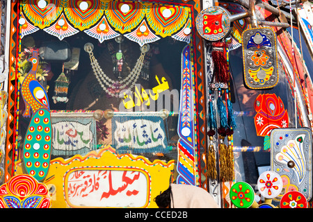 Eingerichteten Bus in der Provinz Punjab, Pakistan Stockfoto