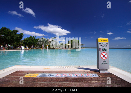 Die schönen Esplanade Lagoon Pool in Cairns, weit im Norden Queensland, Australien. Stockfoto