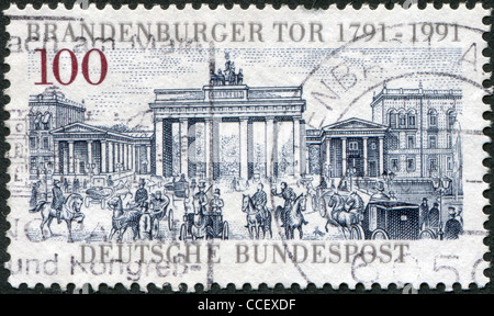 Eine Briefmarke gedruckt in Deutschland, widmet sich den 200. Jahrestag der das Brandenburger Tor, Berlin, ca. 1991 Stockfoto