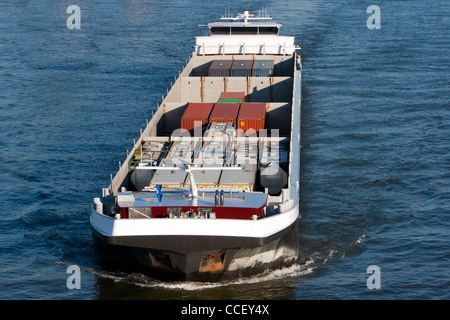 Cargo Schiff am deutschen Rhein. Stockfoto