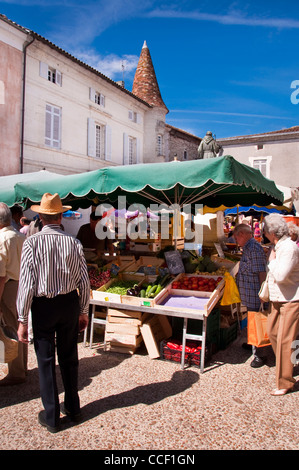 Saint-Astier (Périgord) Frischmarkt - Südfrankreich Stockfoto